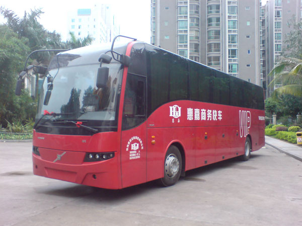企業(yè)班車上哪找車？（深圳大巴租車）簡單用車